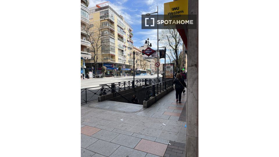 Flat to rent in Cuatro Caminos - Azca