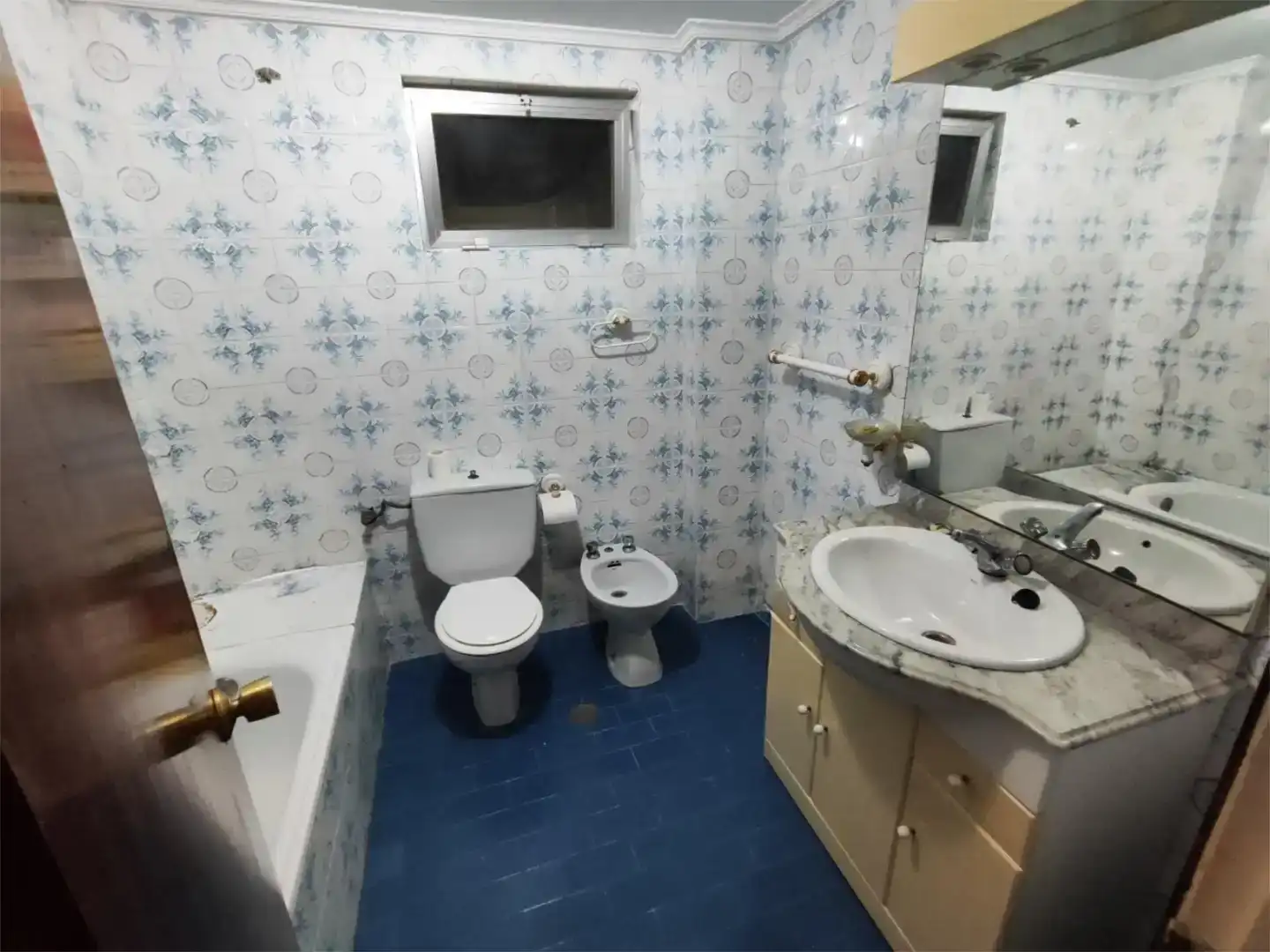 Baño de Piso en venta en Cistierna, León