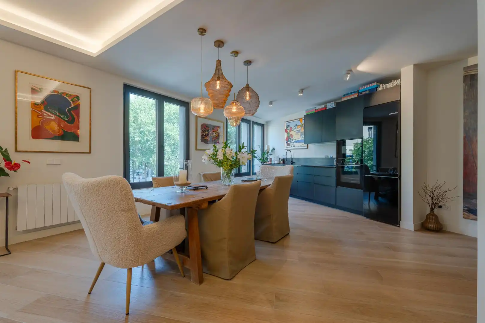 Dining room of Flat for rent in Girona  with Air Conditioner and Heating