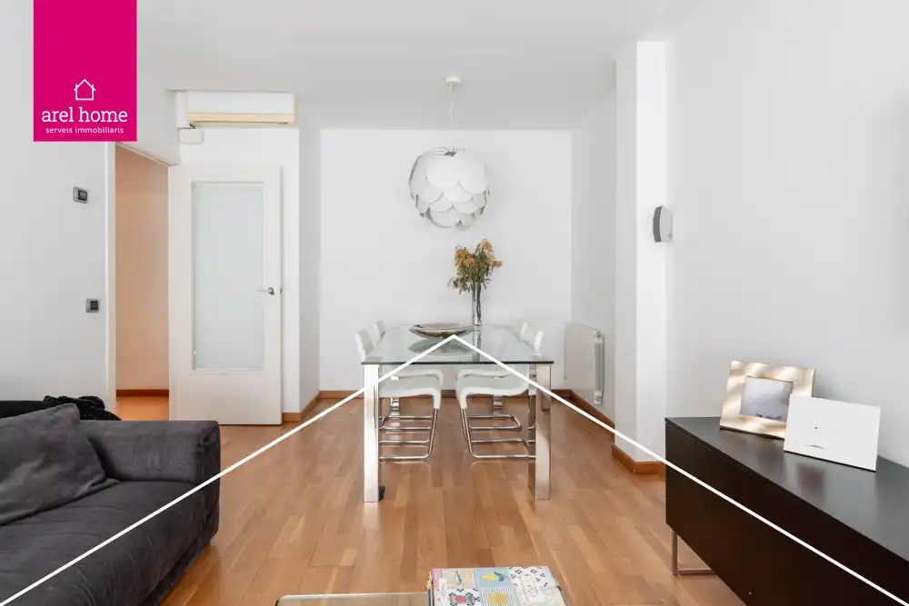 Comedor de Piso en venta en Sant Just Desvern con Calefacción, Parquet y Balcón