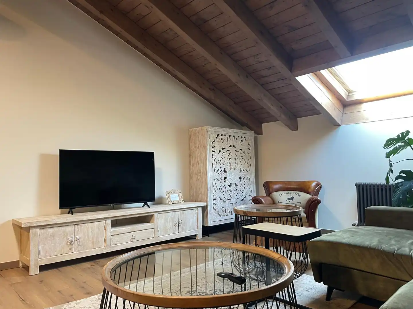 Sala de estar de Finca rústica en venta en Lekeitio con Aire acondicionado, Jardín privado y Parquet