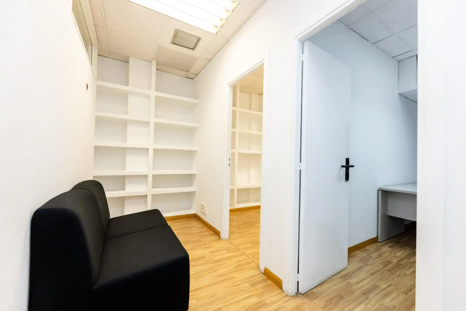Büro zur Miete in Madrid mit Klimaanlage und Heizung