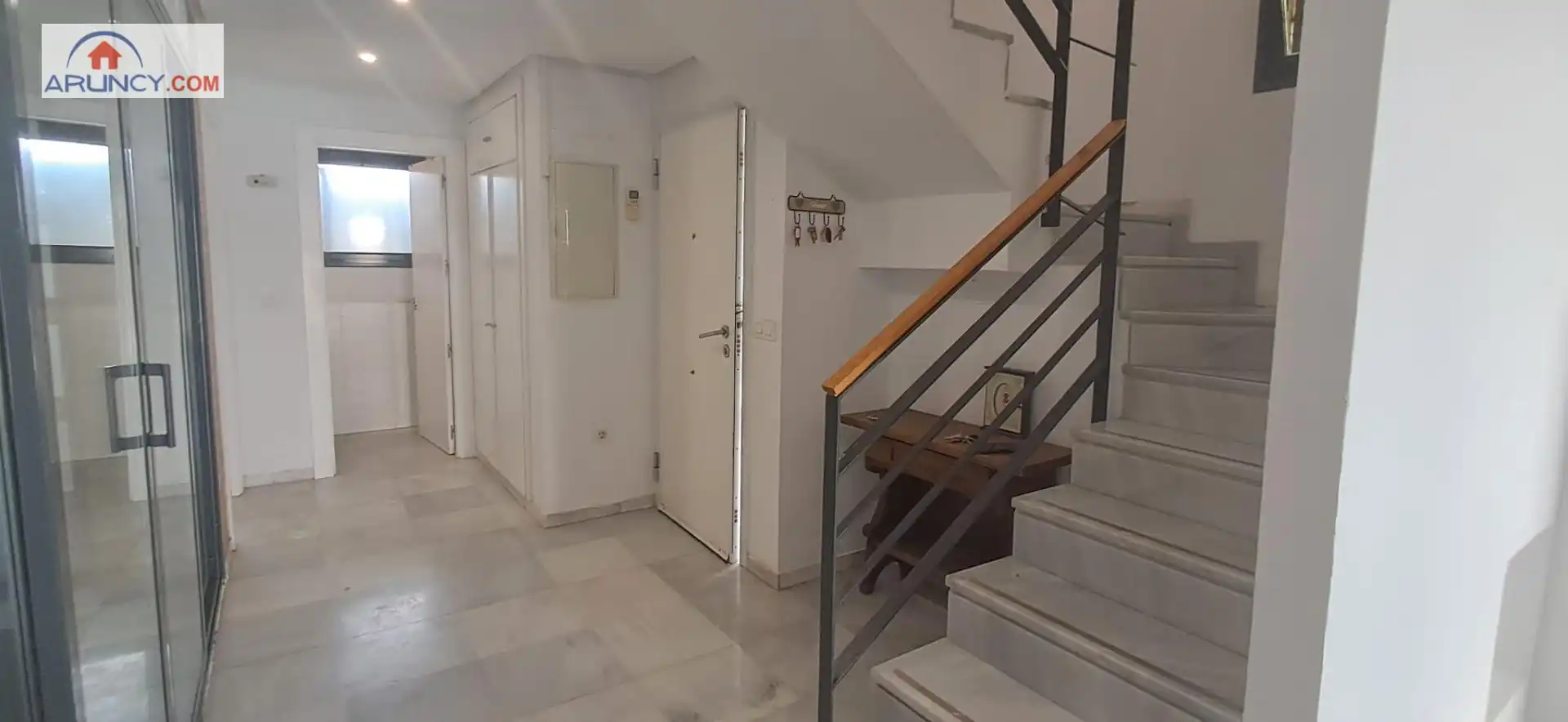 Casa adosada en venda en Espartinas amb Aire condicionat, Calefacció i Jardí privat