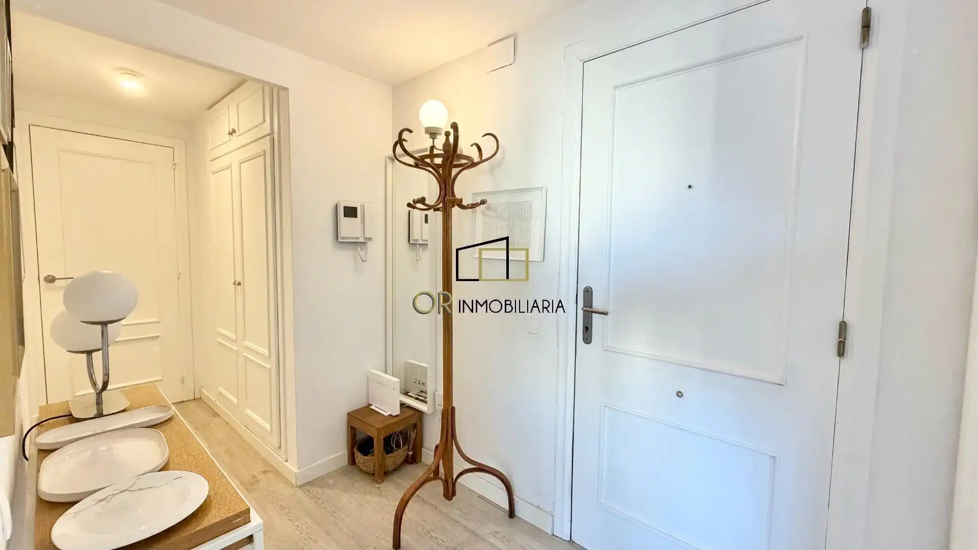 Piso en venta en Vilanova i la Geltrú con Calefacción, Parquet y Terraza
