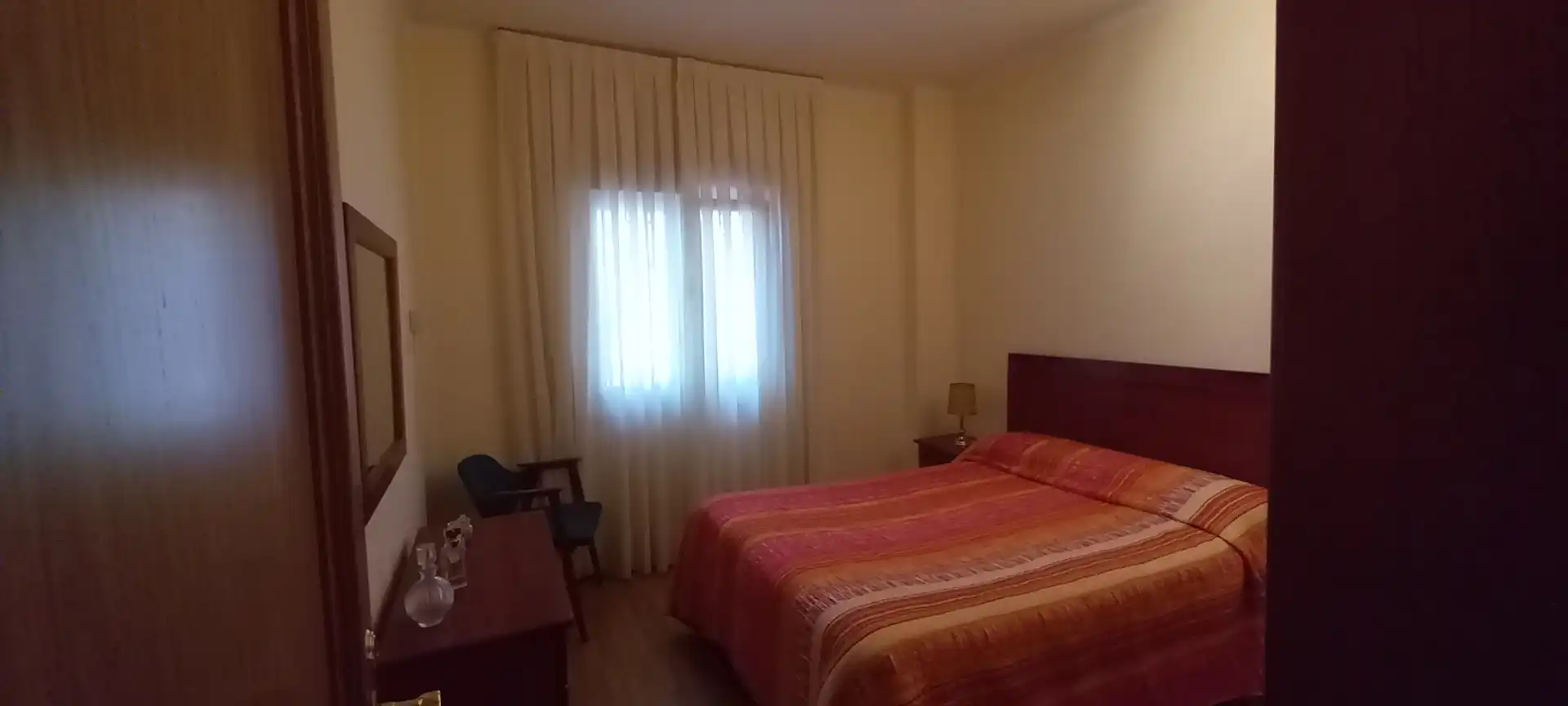 Habitación de Piso en venta en  Logroño con Calefacción, Parquet y Terraza
