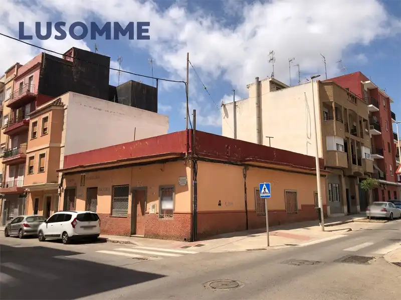 Wohnbaugrundstück zum Verkauf in Carrer de Madrid, imagen 5