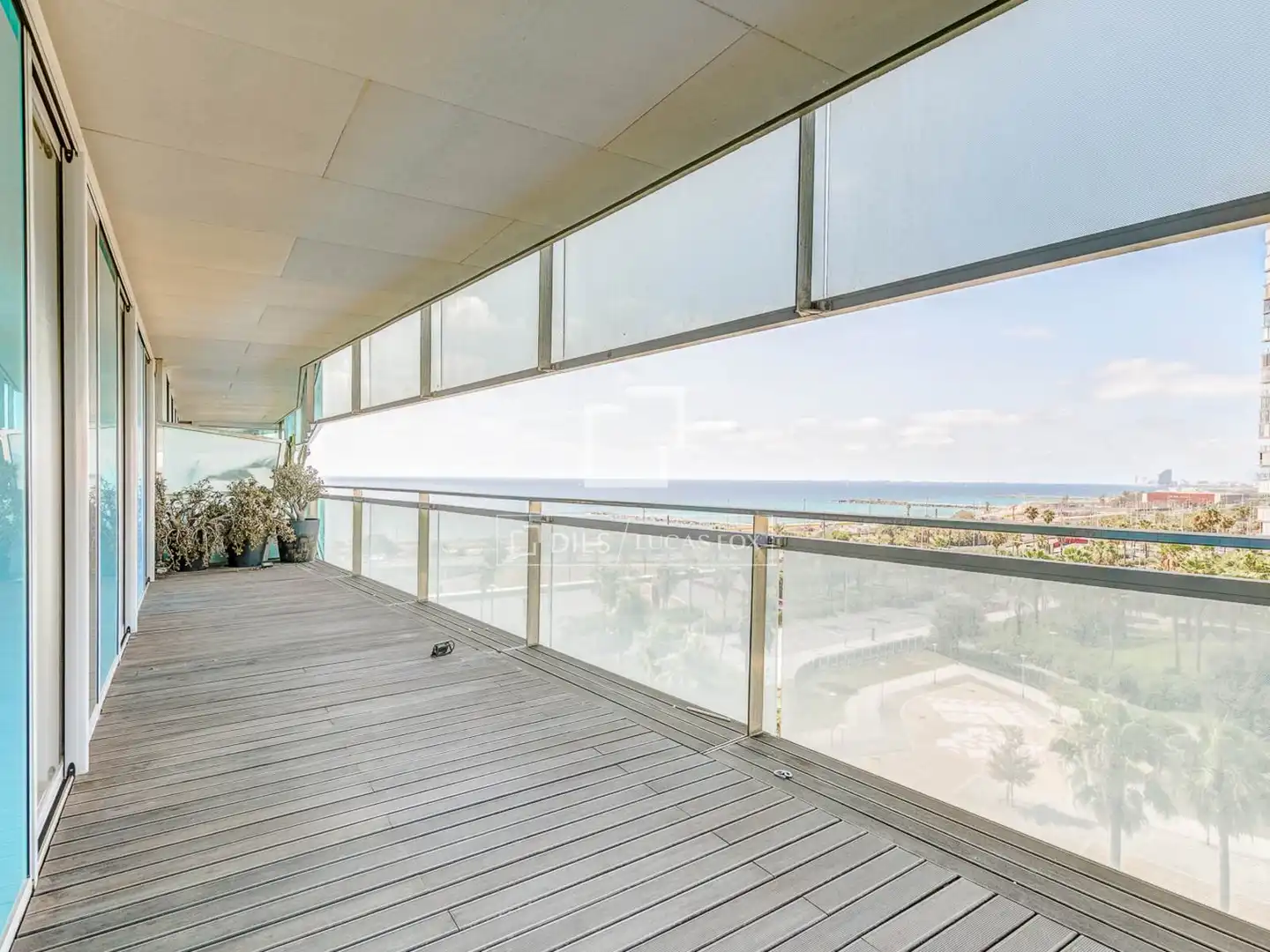 Terraza de Piso en venta en Barcelona con Aire acondicionado, Calefacción y Jardín privado