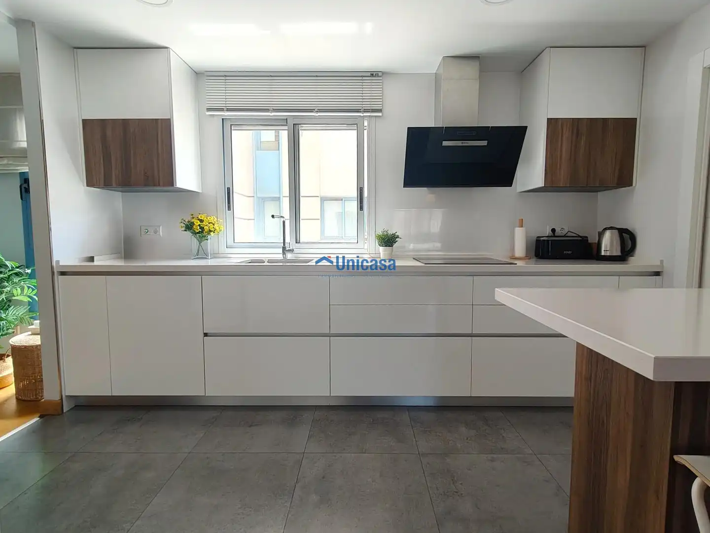 Kitchen of Flat for sale in Málaga  with Air Conditioner, Storage room and Furnished