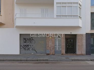 Local comercial en venda a Llevant
