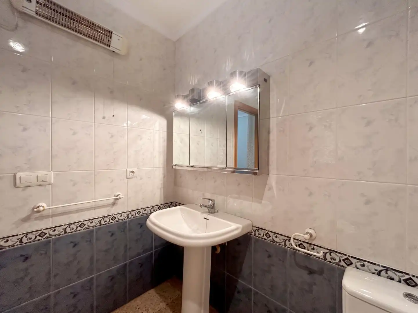 Baño de Piso en venta en Novelda, Alicante