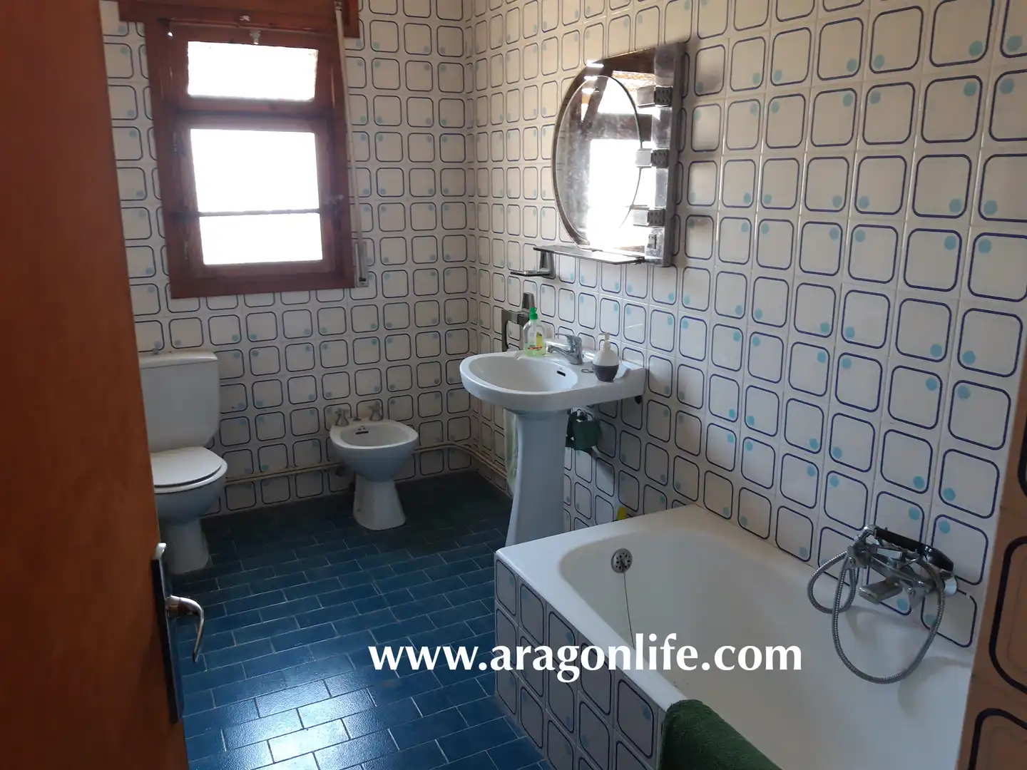 Bathroom of Houses for sale in Maella  with Heating, Private garden and Terrace
