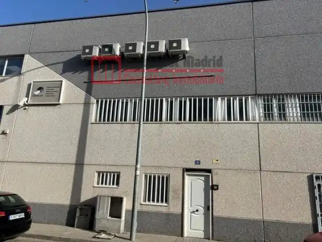 Nau industrial en venda a Calle Calle Doctor Fleming, imagen 3