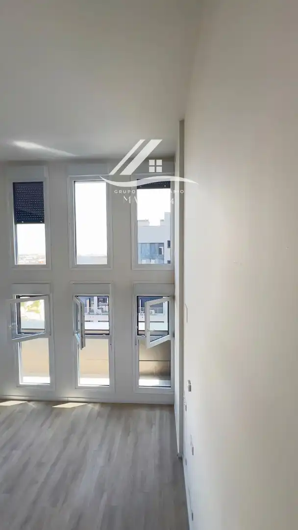 Terraza de Piso en venta en Madrid con Aire acondicionado, Piscina y Piscina comunitaria