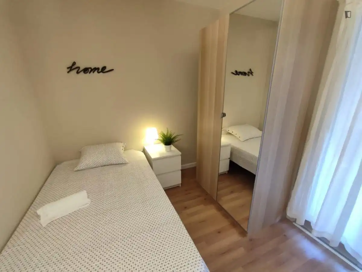 Habitació a Palomeras Sureste