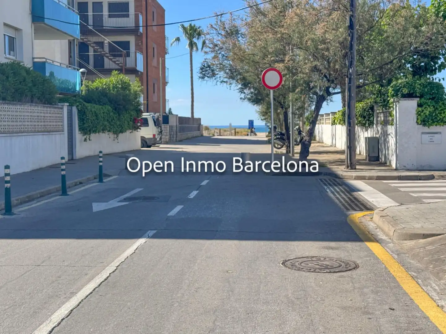 Exterior view of Houses for sale in Castelldefels  with Air Conditioner, Heating and Private garden
