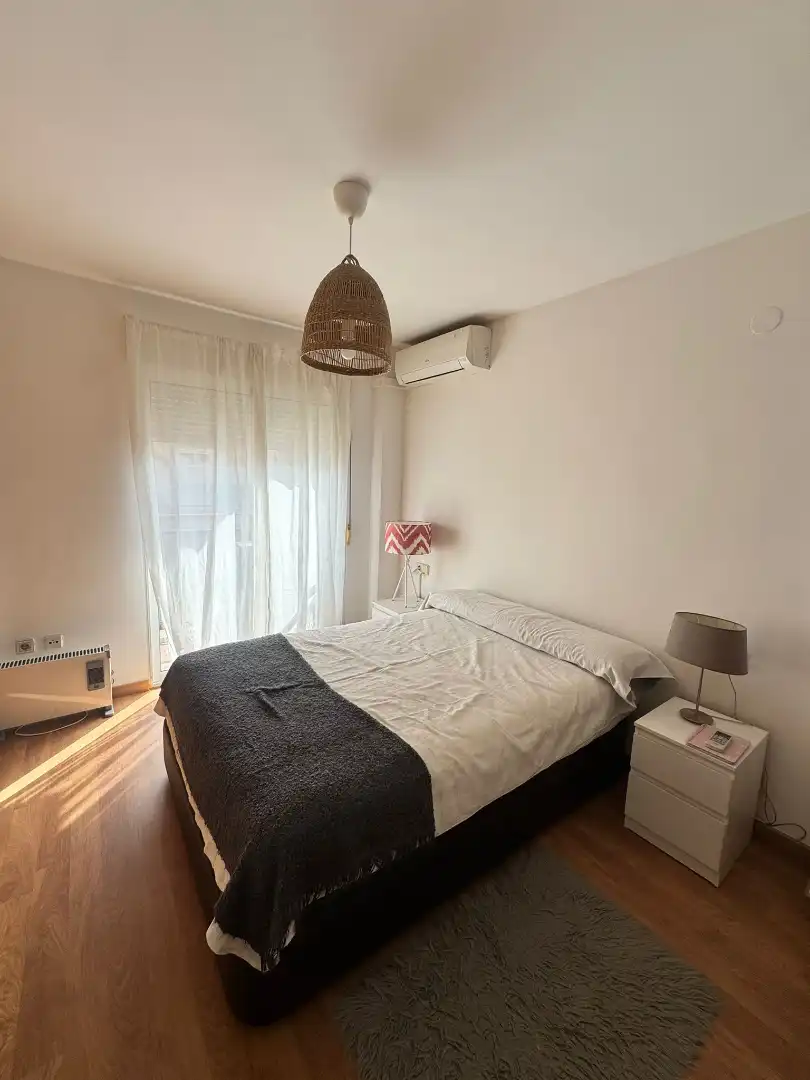 Habitación de Piso de alquiler en Valencia con Aire acondicionado, Calefacción y Parquet