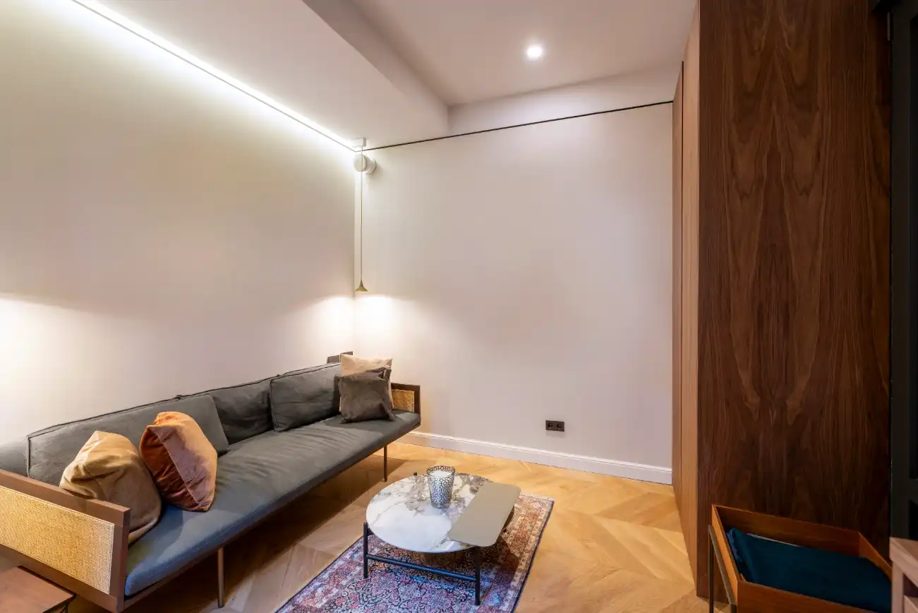 Living room of Flat for sale in Madrid  with Air Conditioner, Heating and Storage room