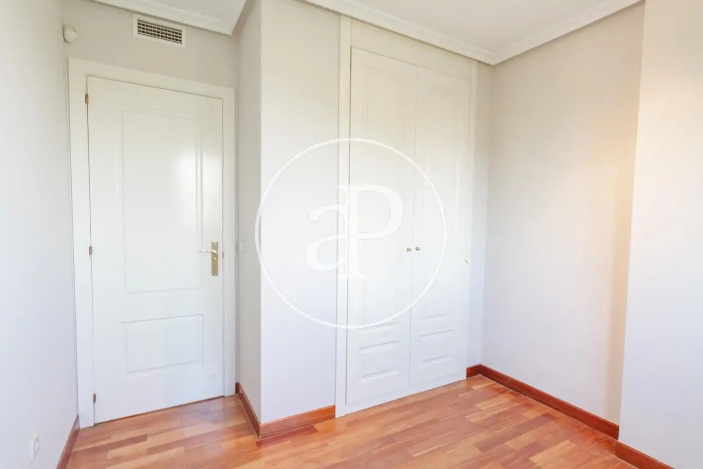 Bedroom of Flat for rent in La Moraleja  with Air Conditioner, Heating and Terrace