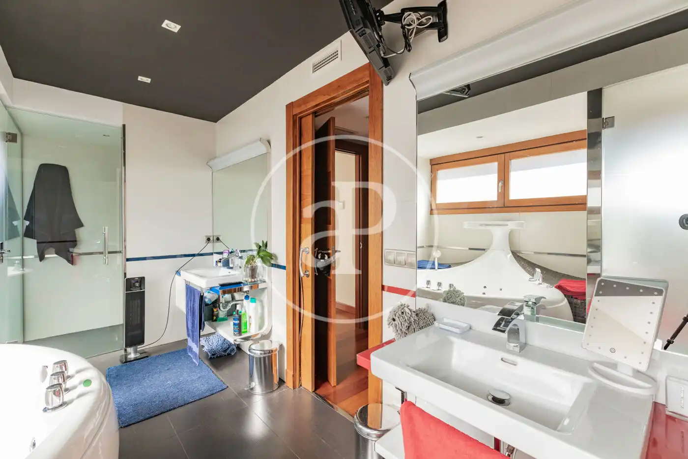 Baño de Casa o chalet en venta en Madrid con Aire acondicionado, Calefacción y Jardín privado