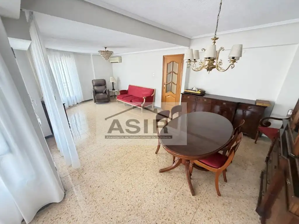 Sala de estar de Piso de alquiler en Alzira con Balcón