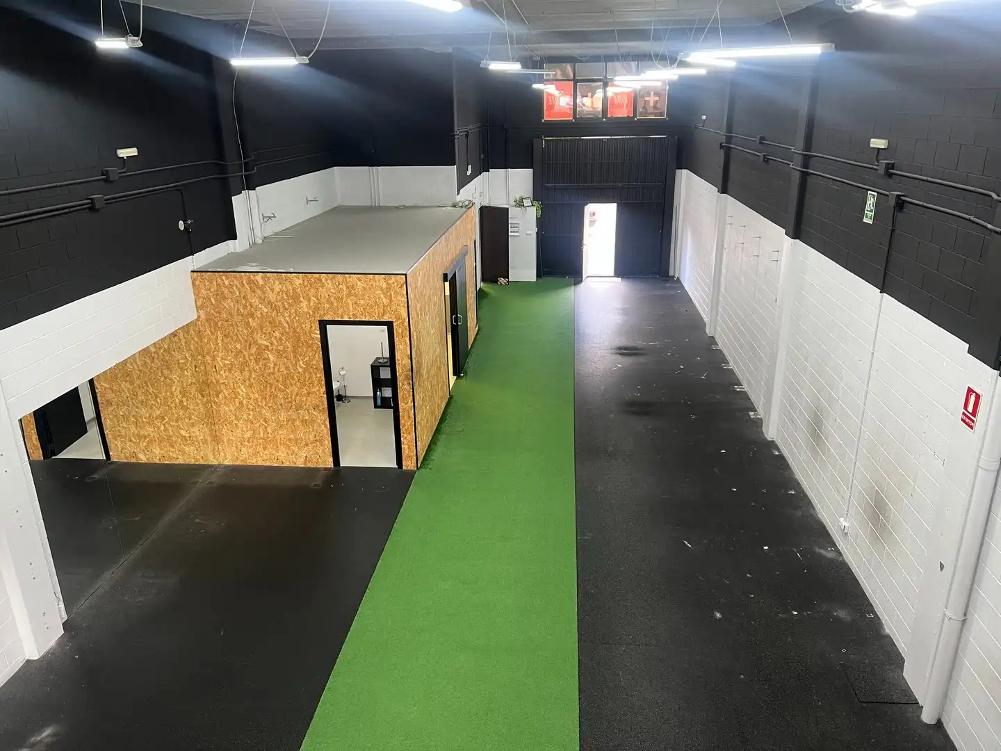 Nau industrial en venda en Oleiros amb Alarma