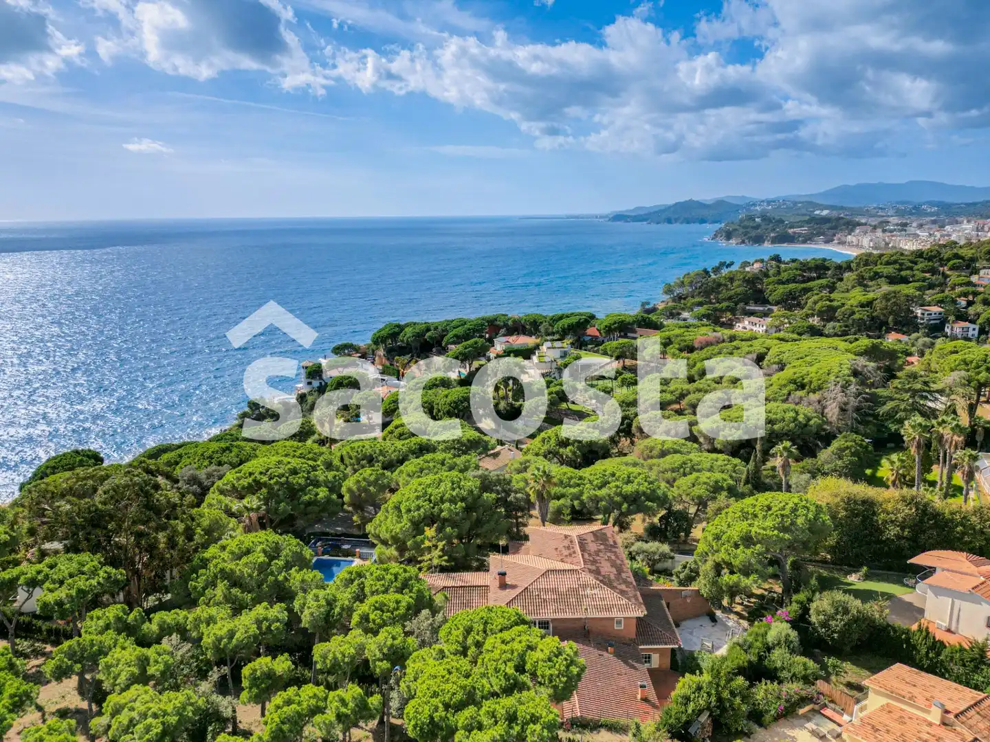Vista exterior de Casa o xalet en venda en Lloret de Mar amb Calefacció, Jardí privat i Parquet