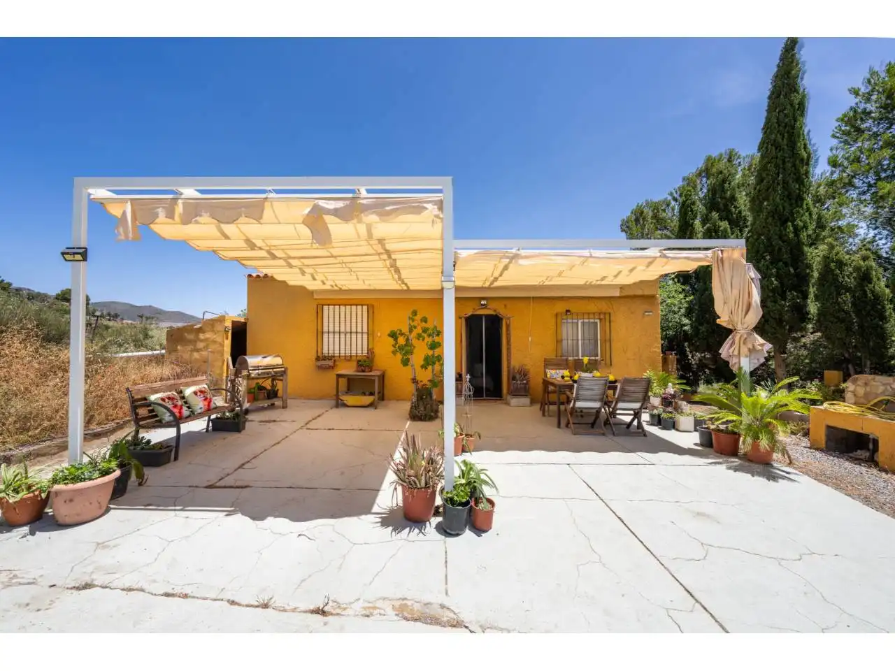Jardín de Finca rústica en venta en Felix con Jardín privado, Terraza y Amueblado
