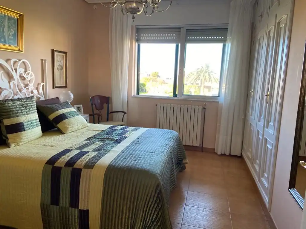 Habitación de Casa o chalet en venta en Ferrol con Calefacción, Jardín privado y Terraza