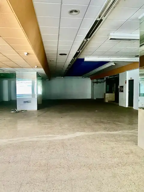 Local comercial en venda a Calle Yeste 10, imagen 4