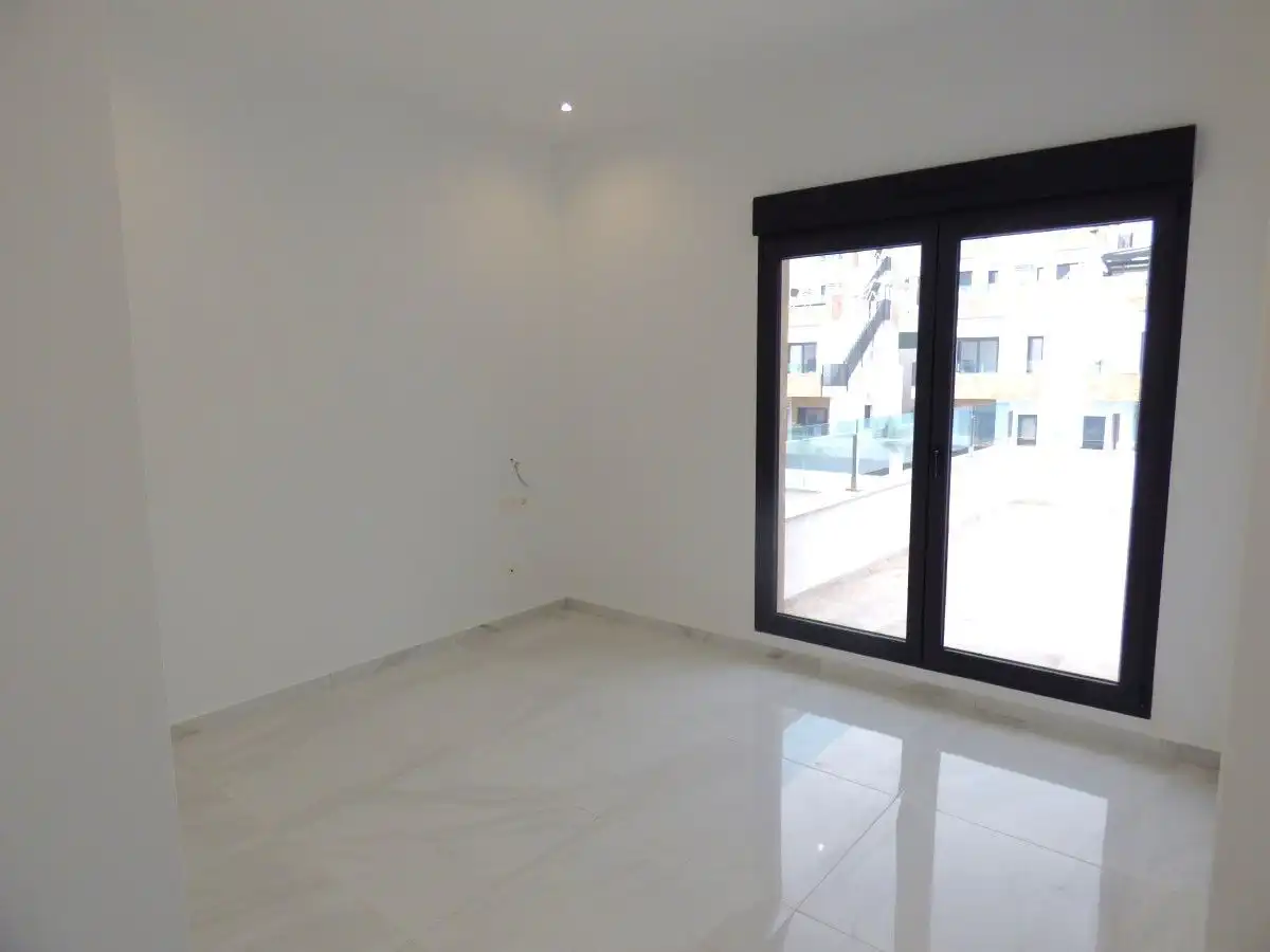 Casa con piscina in vendita a Milan, imagen 10