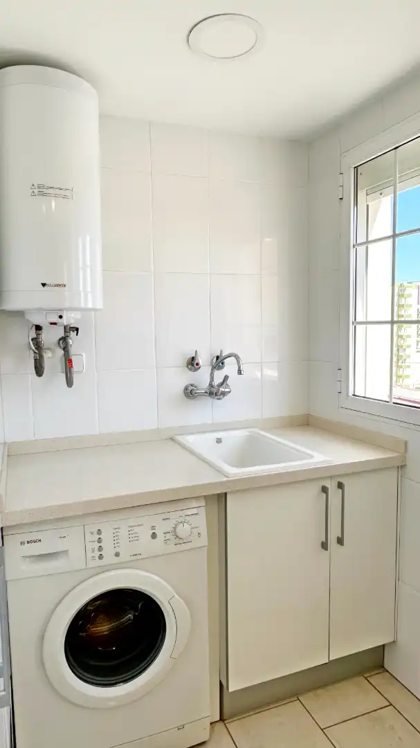 Cocina de Apartamento de alquiler en Gandia con Aire acondicionado, Calefacción y Terraza