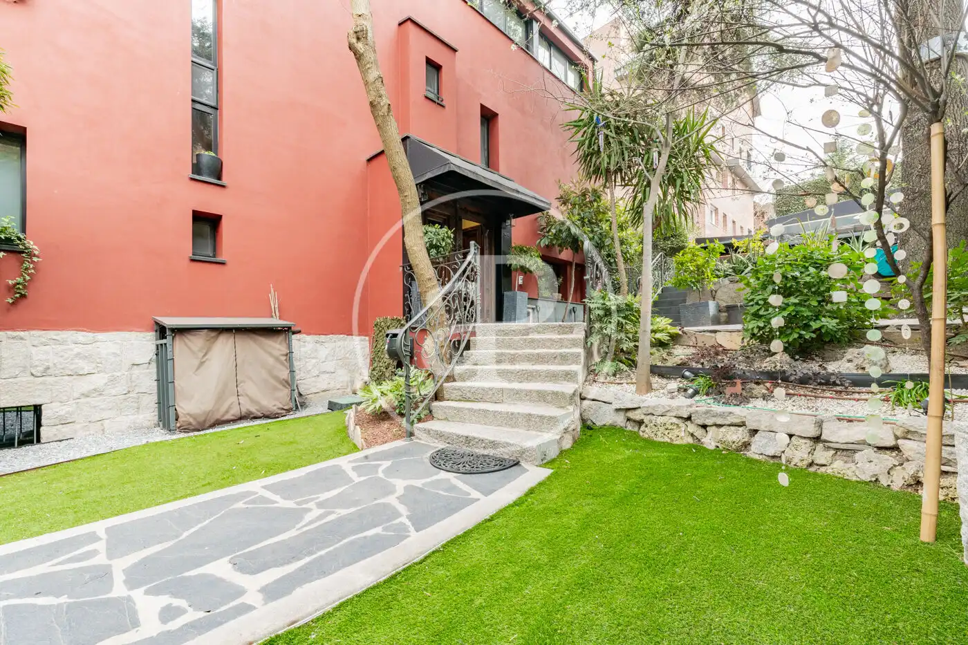Außenansicht von Haus oder Chalet zum Verkauf in Madrid mit Klimaanlage, Heizung und Privatgarten