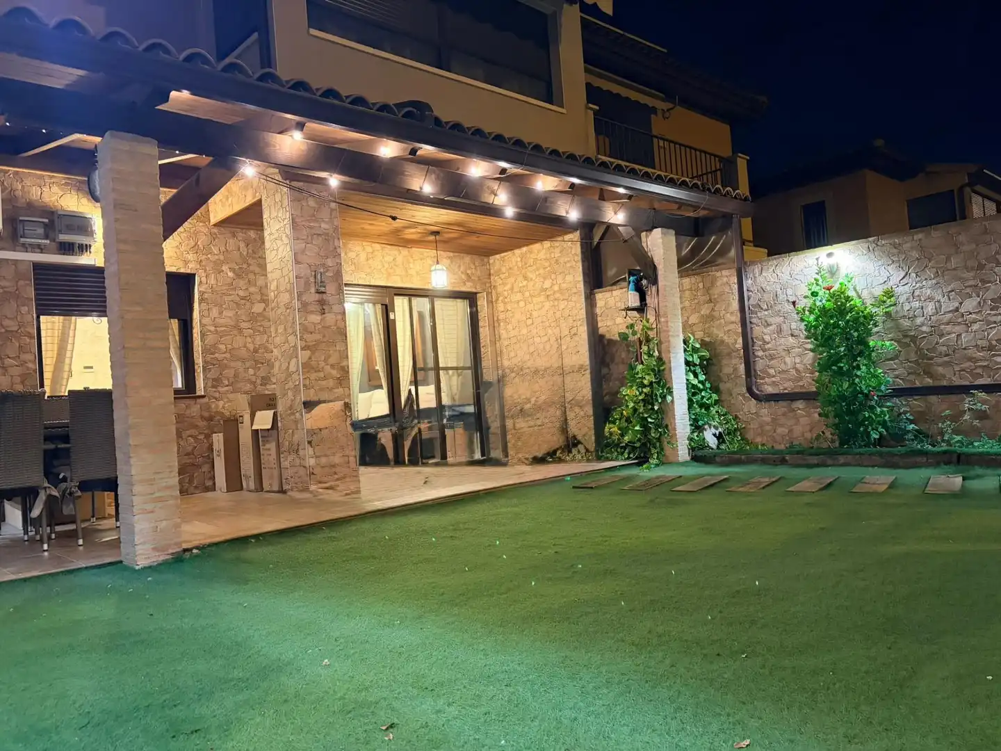 Casa pareada con piscina en venta en Carrera Centaure, imagen 11