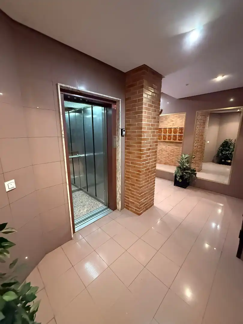 Wohnung zum Verkauf in Oviedo  mit Heizung, Terrasse und Abstellraum