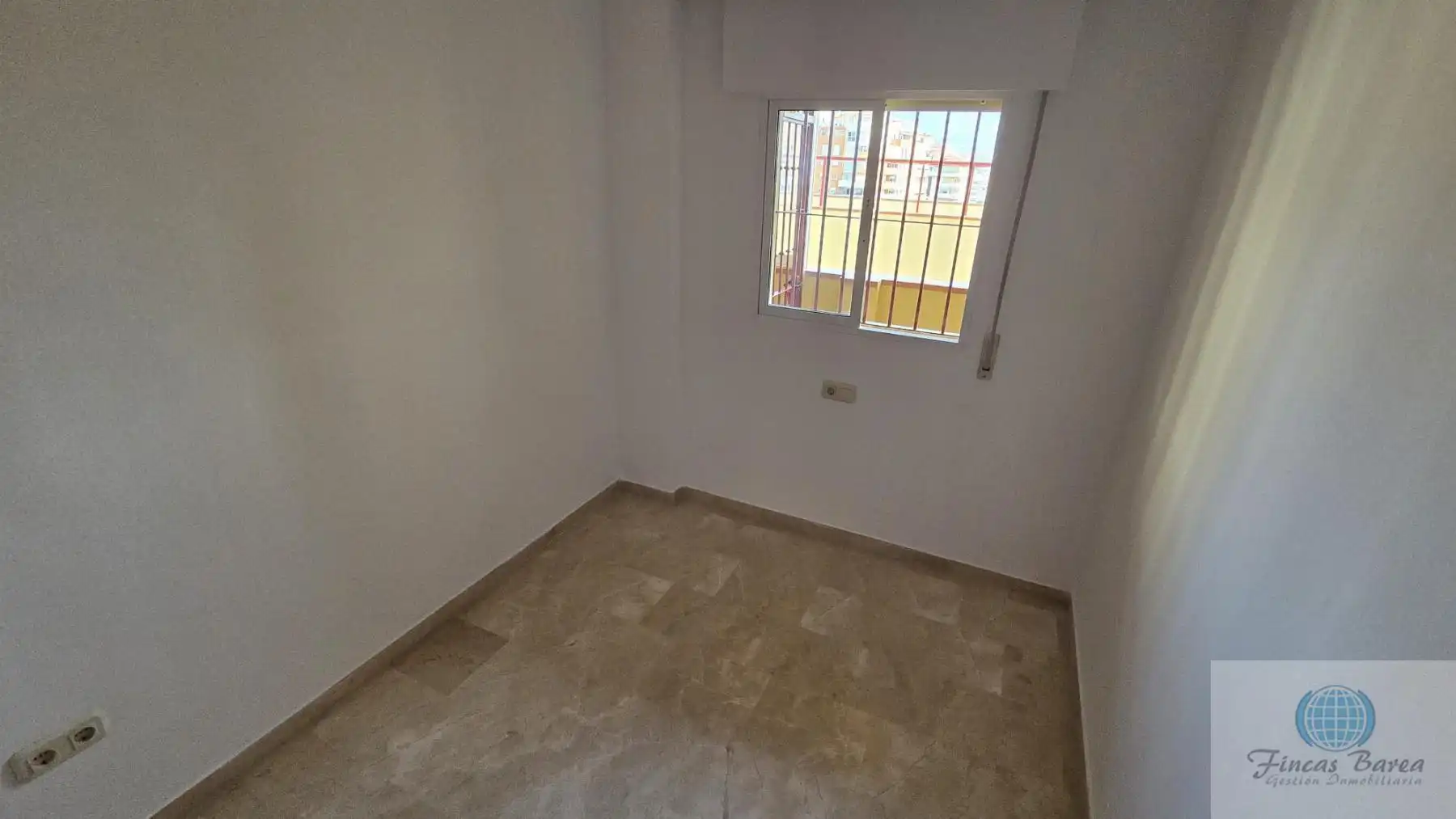 Dormitori de Àtic en venda en Fuengirola amb Aire condicionat i Terrassa