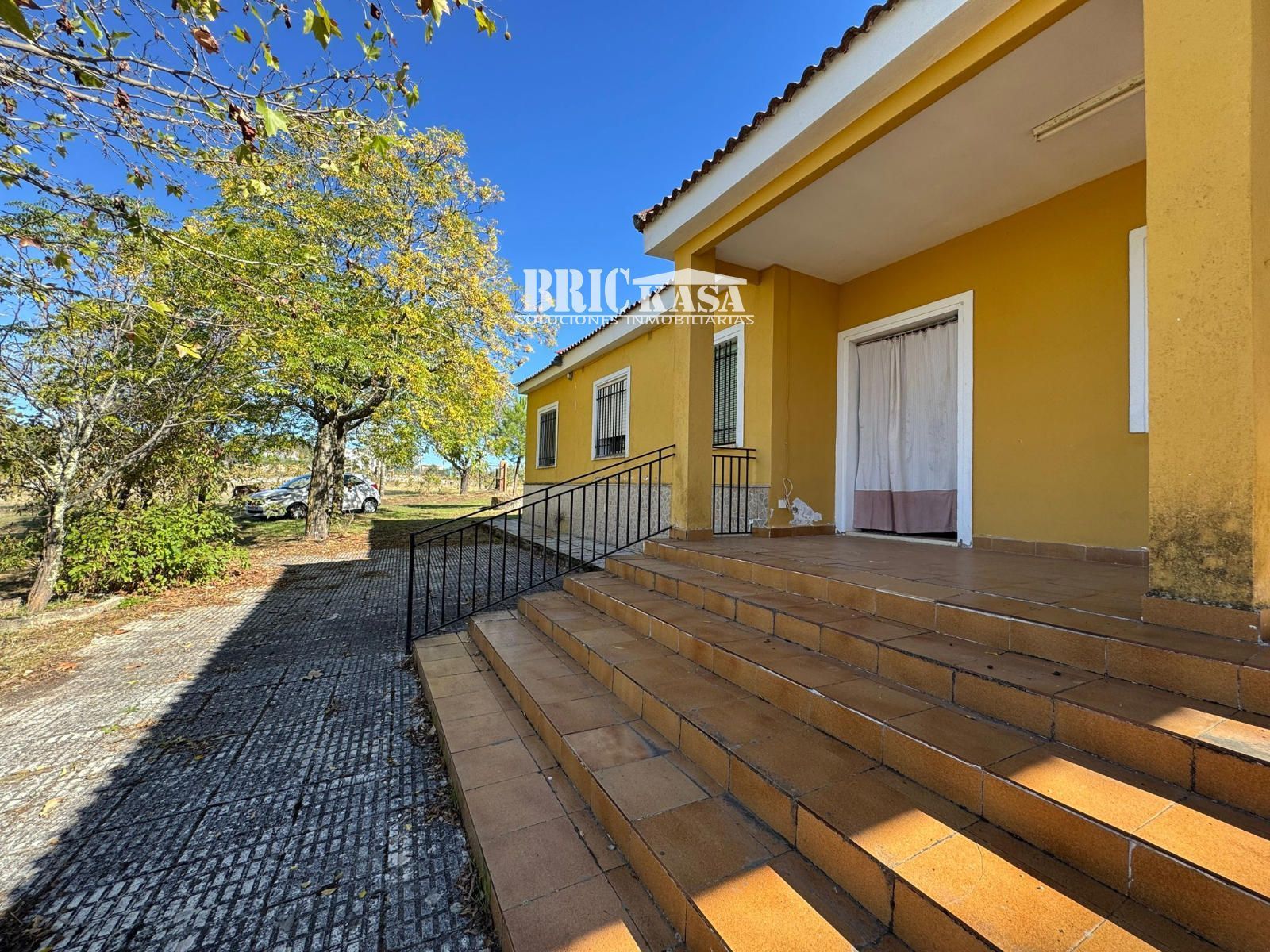 Exterior view of House or chalet for sale in Arroyo de la Luz  with Furnished