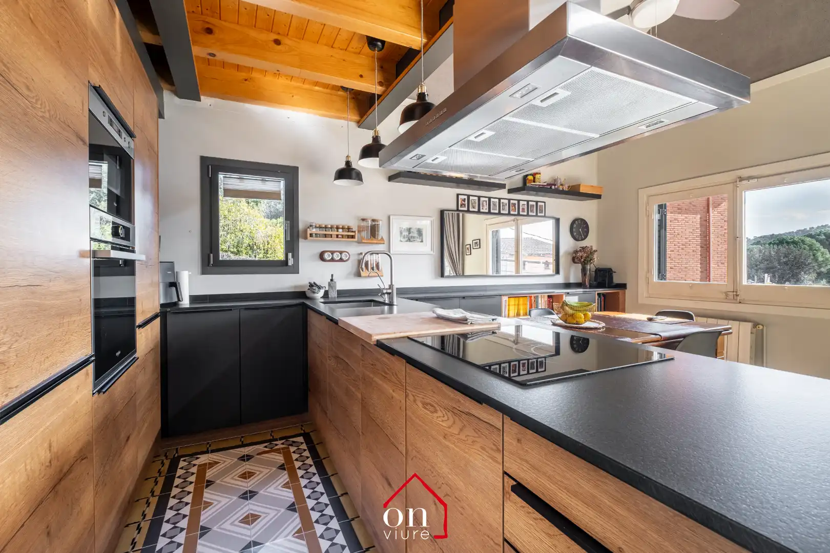 Kitchen of Houses for sale in Sant Cugat del Vallès  with Air Conditioner, Heating and Private garden
