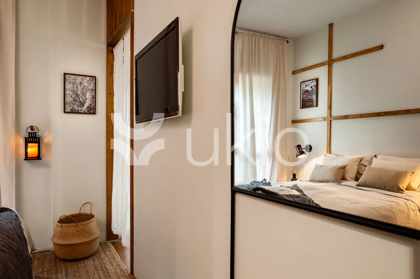 Dormitori de Apartament de lloguer en Barcelona amb Aire condicionat, Moblat i Forn