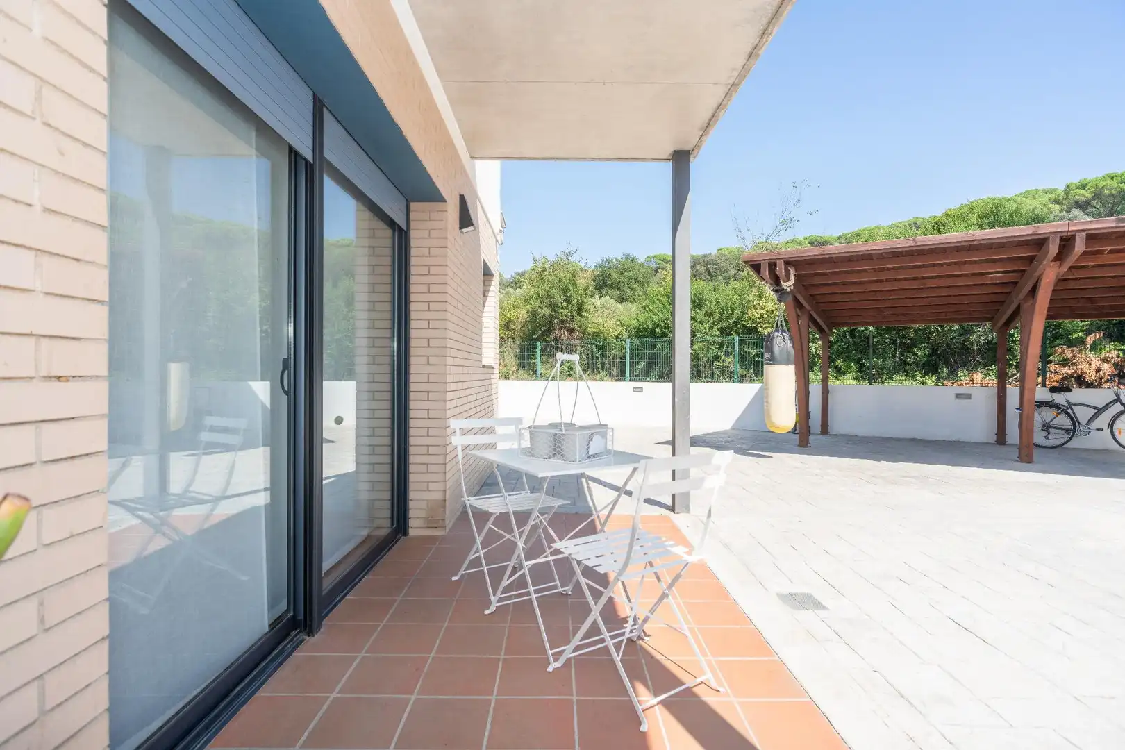 Terrace of Houses for rent in Girona  with Air Conditioner, Private garden and Terrace