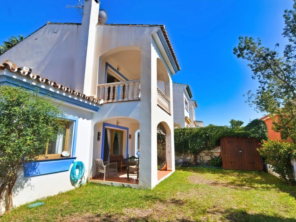 Jardí de Casa o xalet en venda en Mijas amb Aire condicionat, Terrassa i Piscina