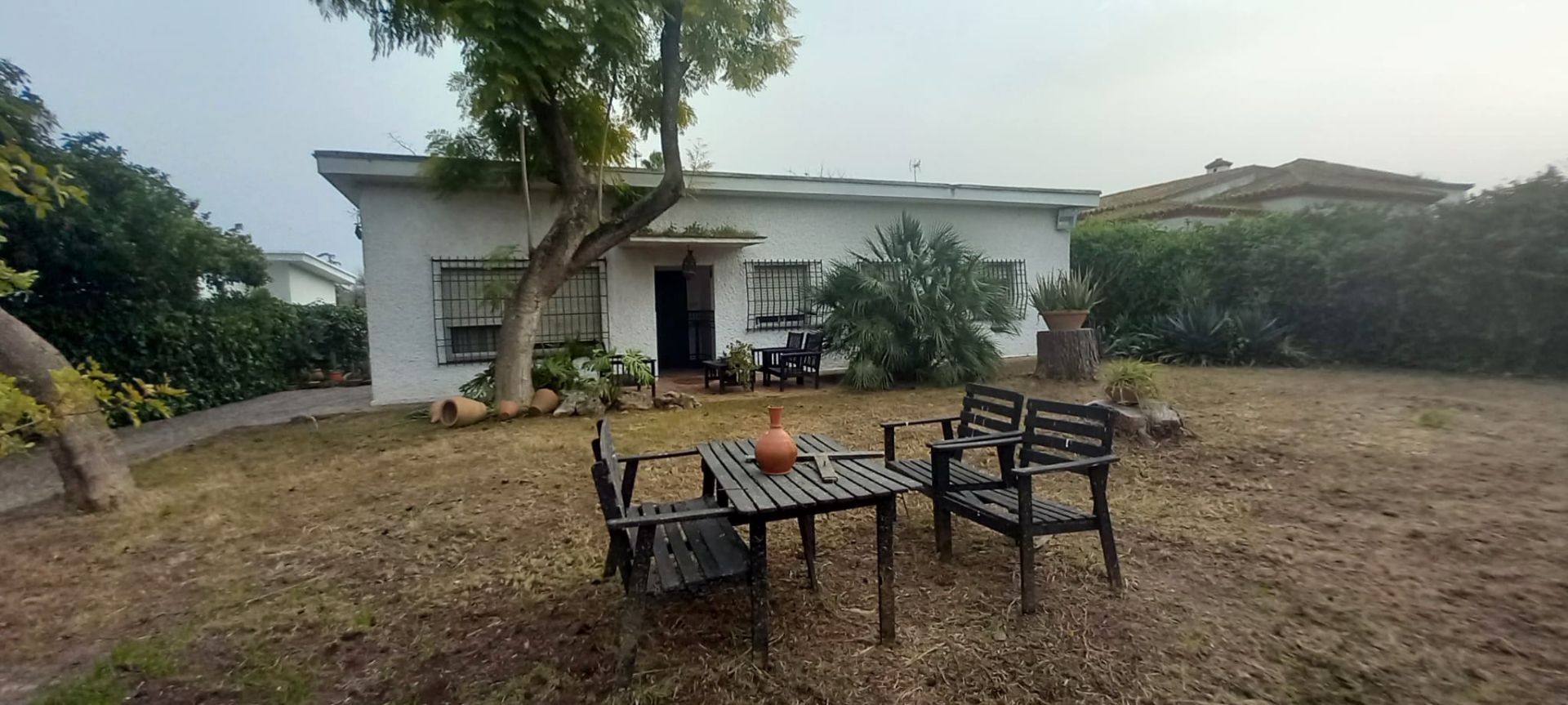 Vista exterior de Casa o chalet en venta en Mairena del Aljarafe con Aire acondicionado, Jardín privado y Piscina