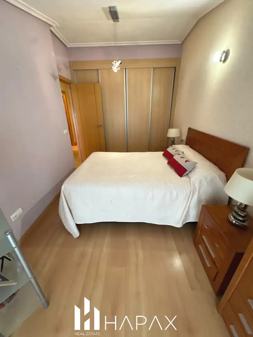 Habitación de Piso en venta en Moriscos con Calefacción y Terraza