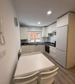 Foto 4 von Wohnung zur Miete in Calle Marqués de Santa María del Villar, 9, San Mamés - La Palomera, León Capital