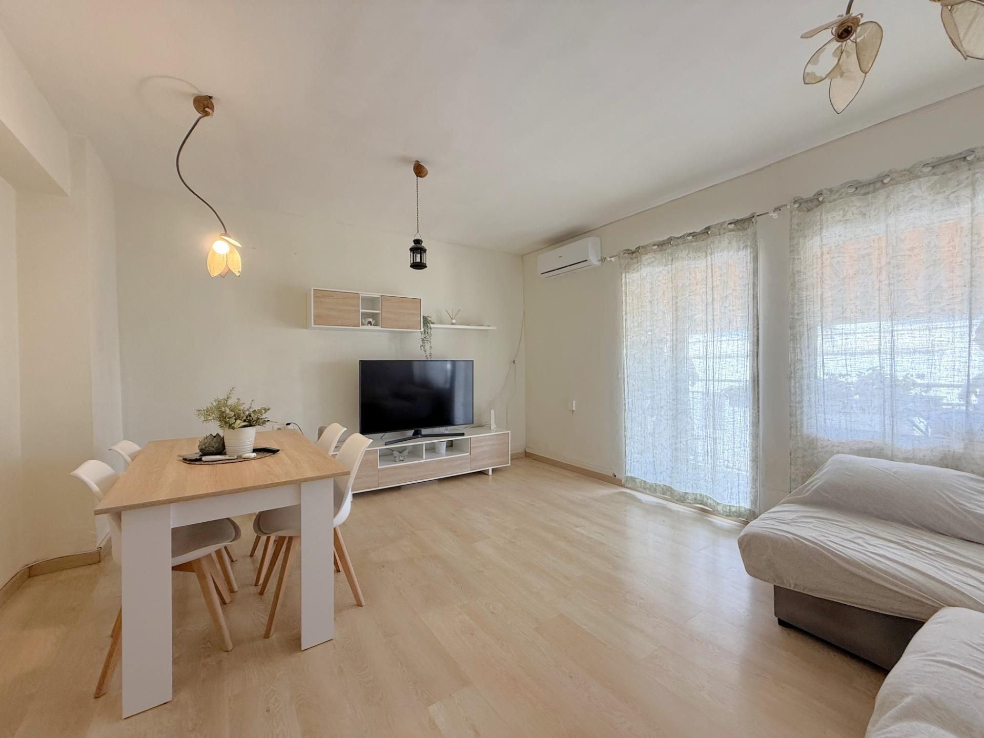 Sala d'estar de Pis en venda en Gandia amb Aire condicionat i Balcó
