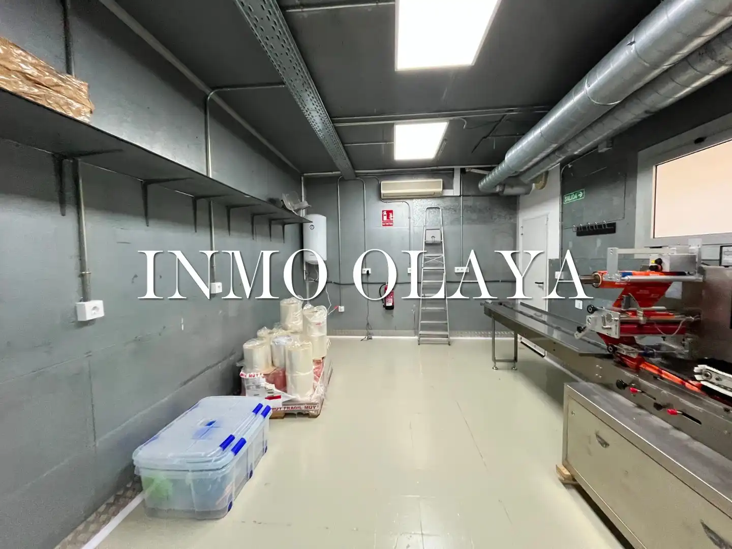 Cocina de Local en traspaso en Barcelona con Aire acondicionado, Calefacción y Amueblado