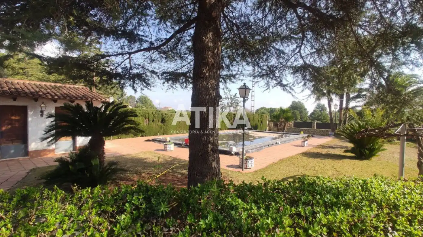 Chalet con balcón en venta en Centro, imagen 9