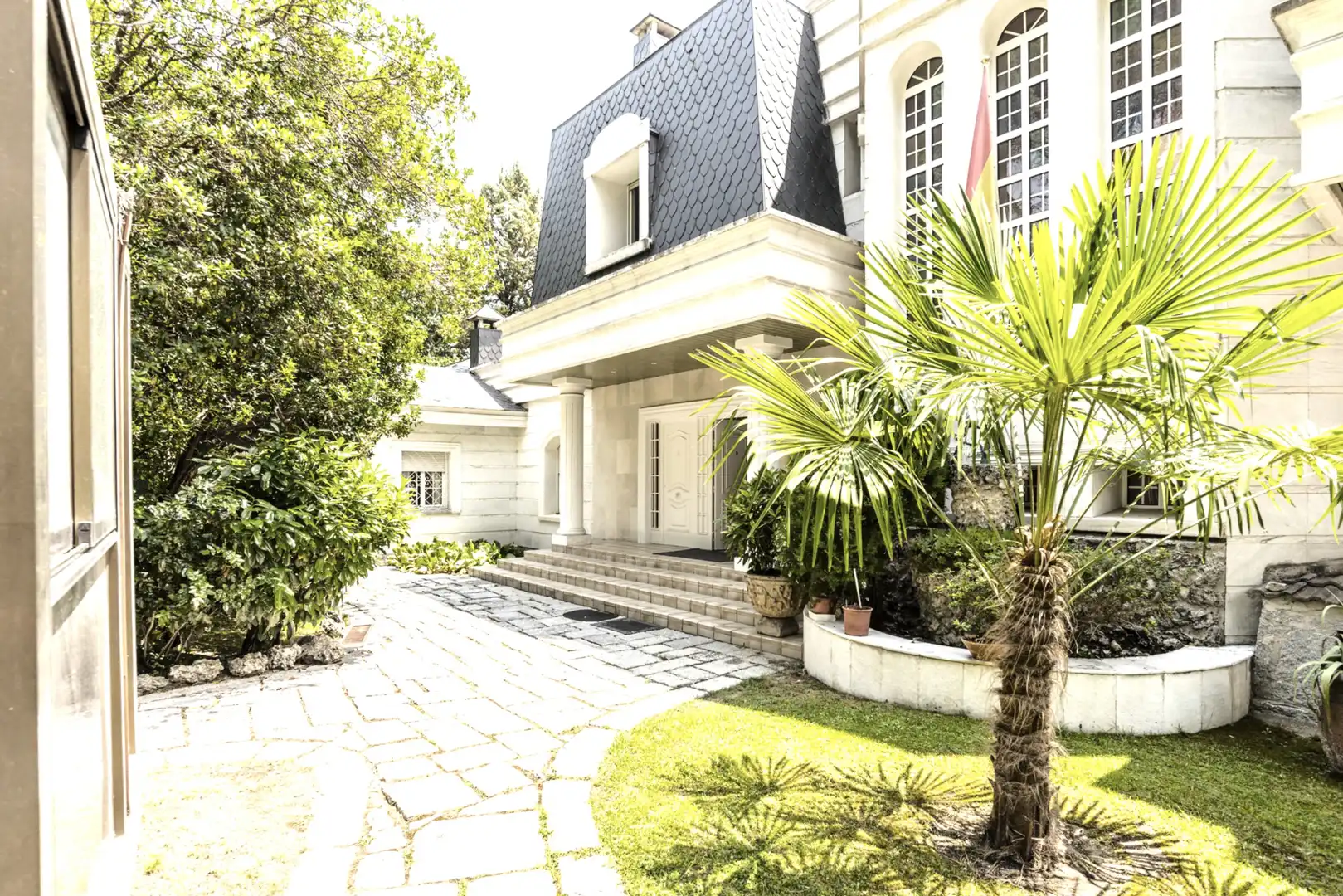 Vista exterior de Casa o chalet en venta en Madrid con Aire acondicionado, Calefacción y Jardín privado