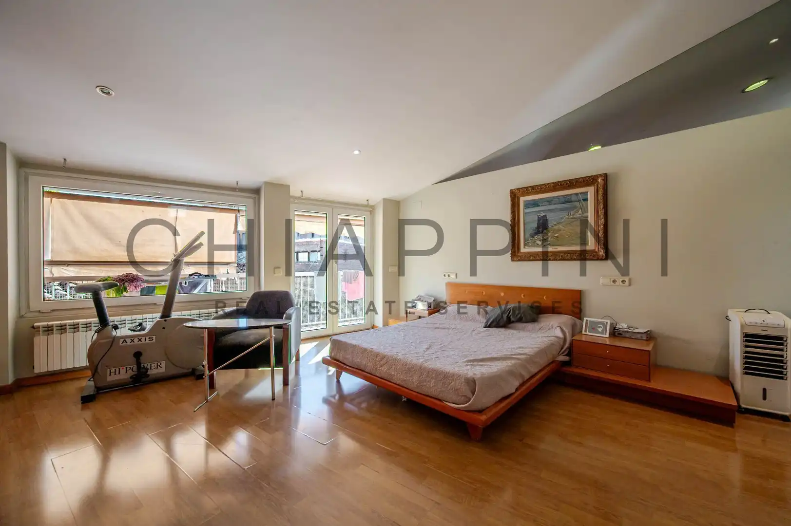 Exterior view of Attic for sale in Centre  