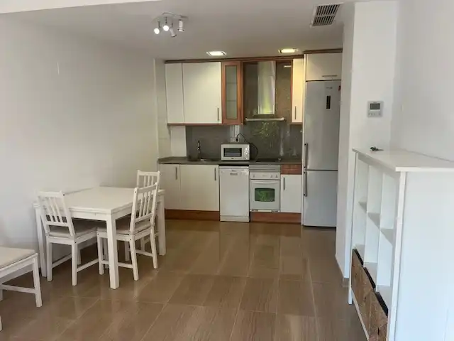 Apartments for rent in Carrer Josefina Mascareñas, Centre - Estació