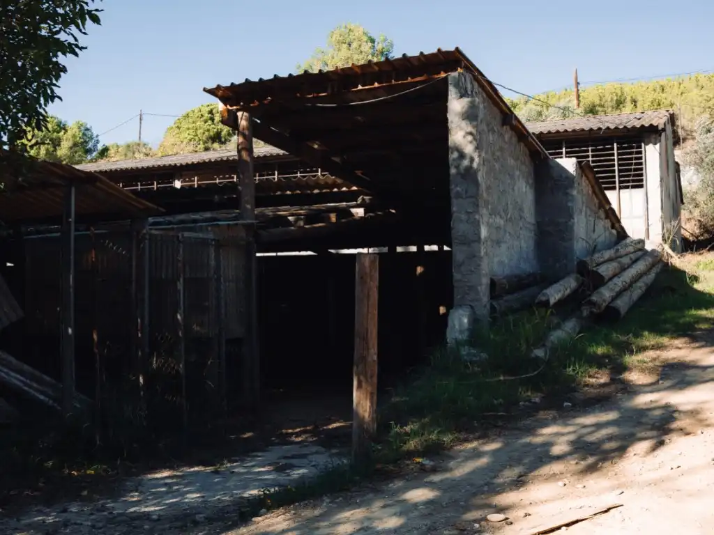 Vista exterior de Finca rústica en venda en Rubí